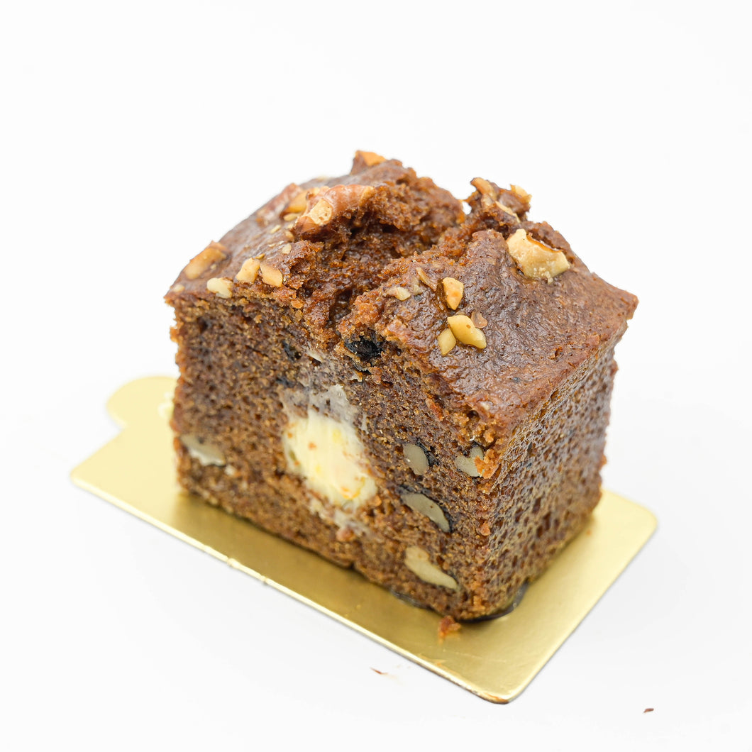 CARROT CAKE SLICE
